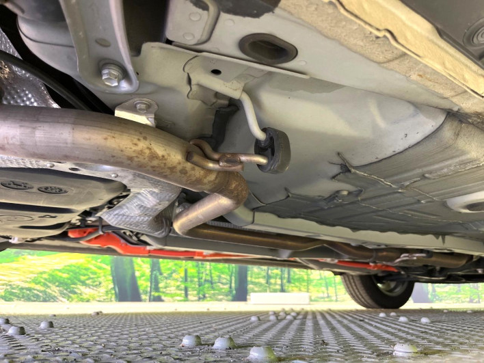 2019 Toyota Aqua DAA-NHP10H (UW-69f067748bd82)[28]