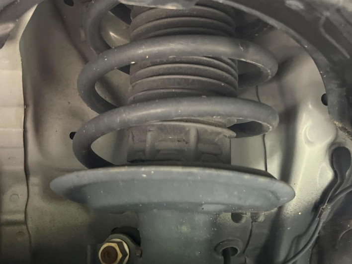 2019 Toyota Aqua DAA-NHP10H (UW-69f067748bd82)[19]