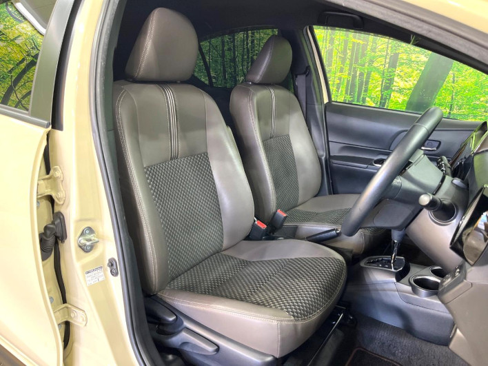 2019 Toyota Aqua DAA-NHP10H (UW-69f067748bd82)[24]