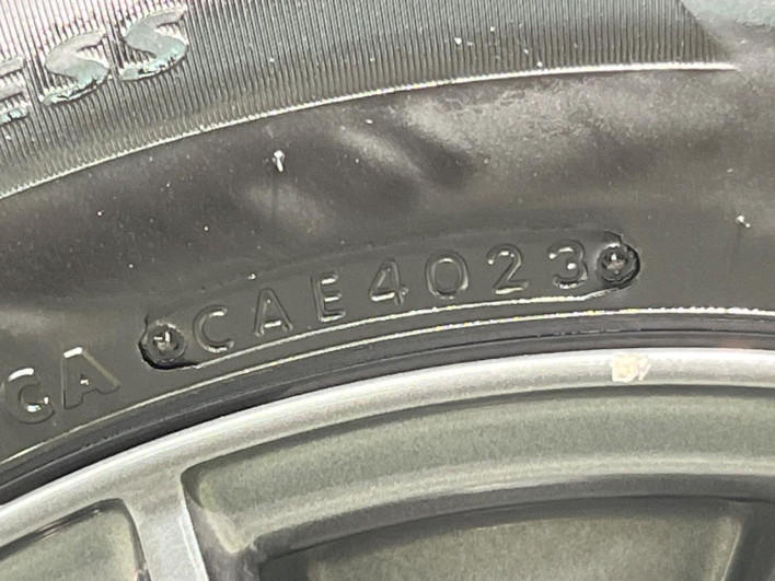 2016 Toyota Sienta DAA-NHP170G (UW-69f06775e980e)[16]