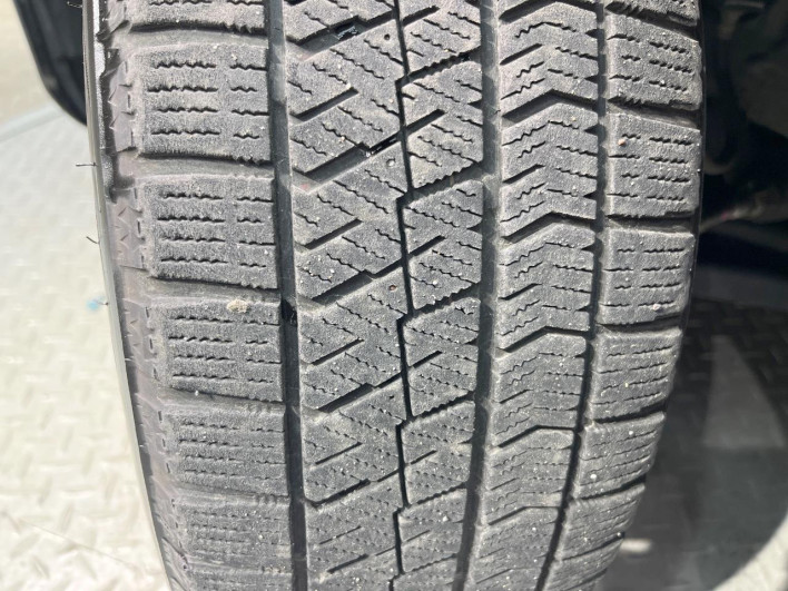 2016 Toyota Sienta DAA-NHP170G (UW-69f06775e980e)[12]