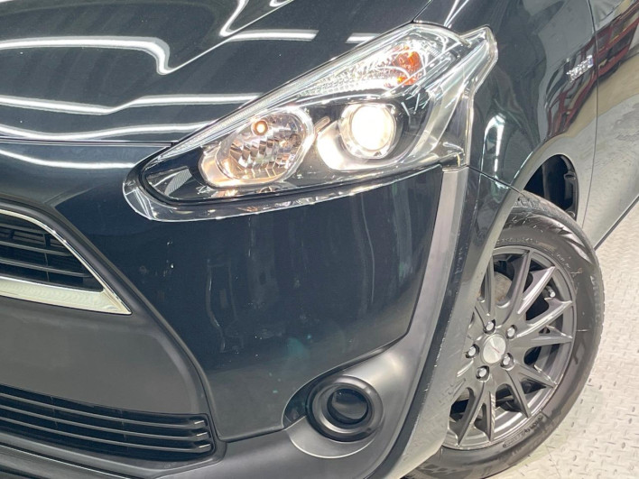 2016 Toyota Sienta DAA-NHP170G (UW-69f06775e980e)[9]