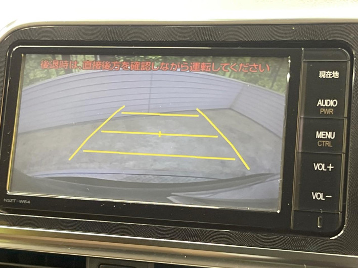 2016 Toyota Sienta DAA-NHP170G (UW-69f06775e980e)[18]