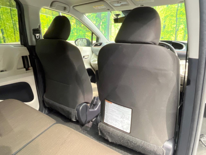 2016 Toyota Sienta DAA-NHP170G (UW-69f06775e980e)[22]