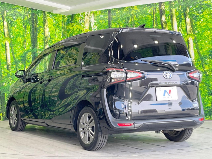 2017 Toyota Sienta DAA-NHP170G (UW-69f06775edd29)[6]