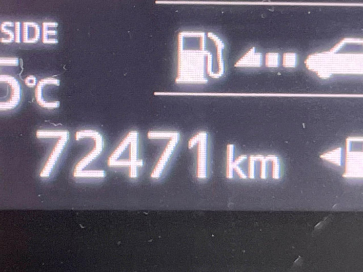 2017 Toyota Sienta DAA-NHP170G (UW-69f06775edd29)[2]