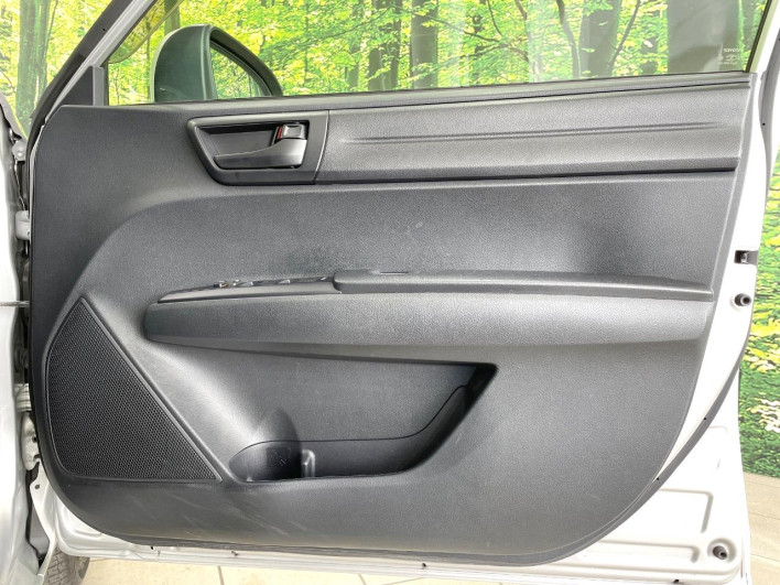 2015 Toyota Corolla Fielder DAA-NKE165G (UW-69f067771221f)[23]