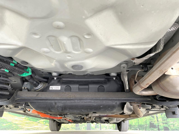 2015 Toyota Corolla Fielder DAA-NKE165G (UW-69f067771221f)[19]