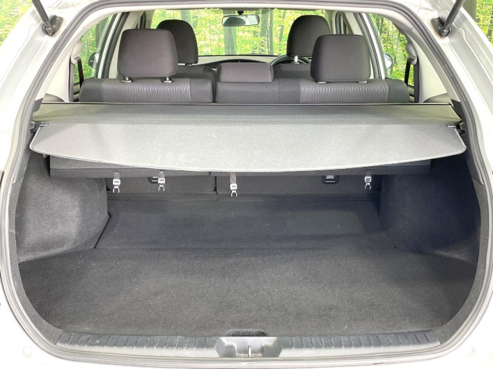 2015 Toyota Corolla Fielder DAA-NKE165G (UW-69f067771221f)[24]