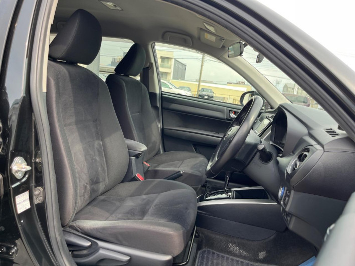 2015 Toyota Corolla Fielder DAA-NKE165G (UW-69f06777bd268)[17]