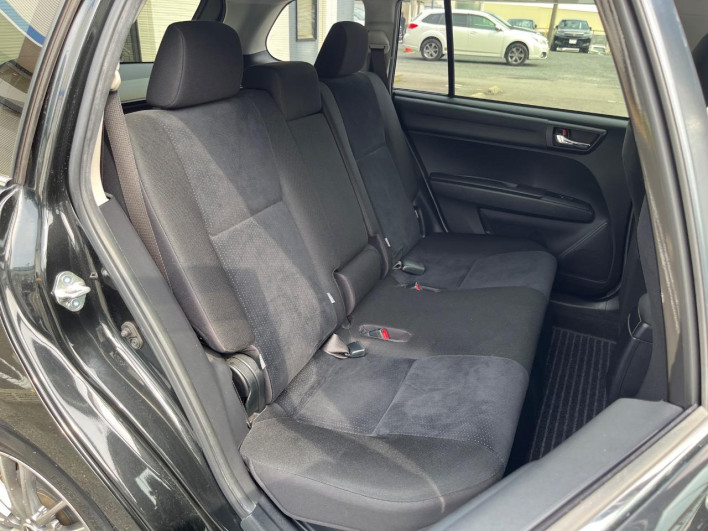 2015 Toyota Corolla Fielder DAA-NKE165G (UW-69f06777bd268)[18]