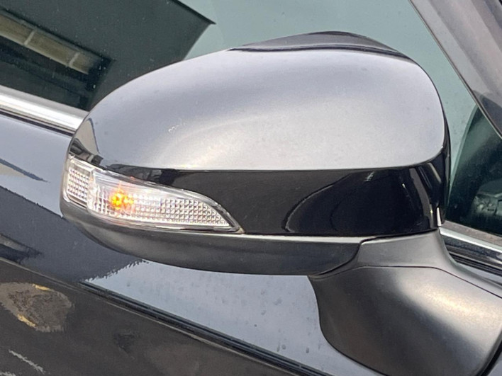 2015 Toyota Corolla Fielder DAA-NKE165G (UW-69f06777bd268)[16]