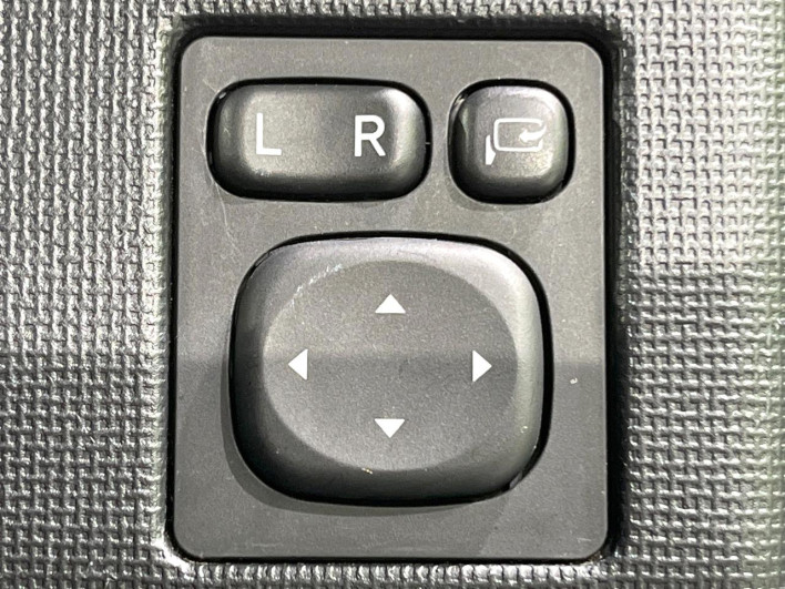 2017 Toyota Porte DBA-NSP141 (UW-69f067789c2d6)[22]