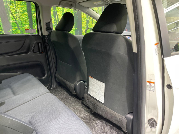 2015 Toyota Sienta DBA-NSP170G (UW-69f0677925a20)[25]