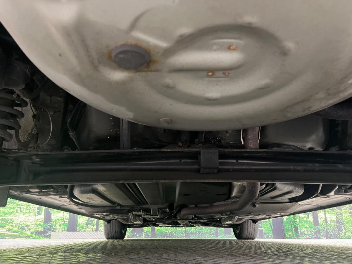 2015 Toyota Sienta DBA-NSP170G (UW-69f06779a6a20)[11]