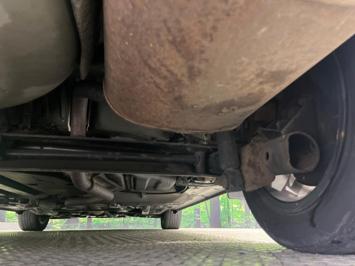 2015 Toyota Sienta DBA-NSP170G (UW-69f06779a6a20)[13]