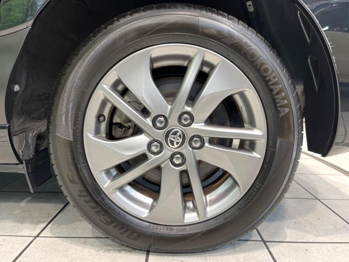 2016 Toyota Sienta DBA-NSP170G (UW-69f0677a2494f)[19]