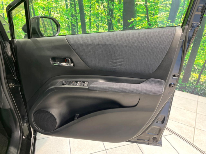 2016 Toyota Sienta DBA-NSP170G (UW-69f0677a2494f)[14]