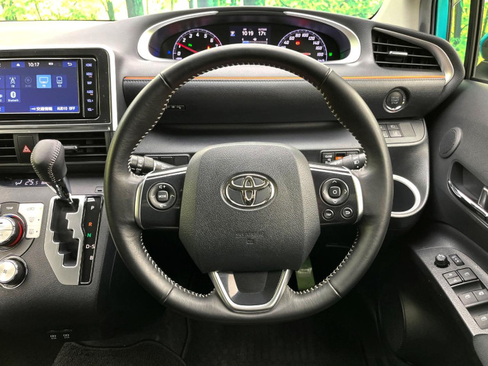 2019 Toyota Sienta DBA-NSP170G (UW-69f0677b950a4)[12]