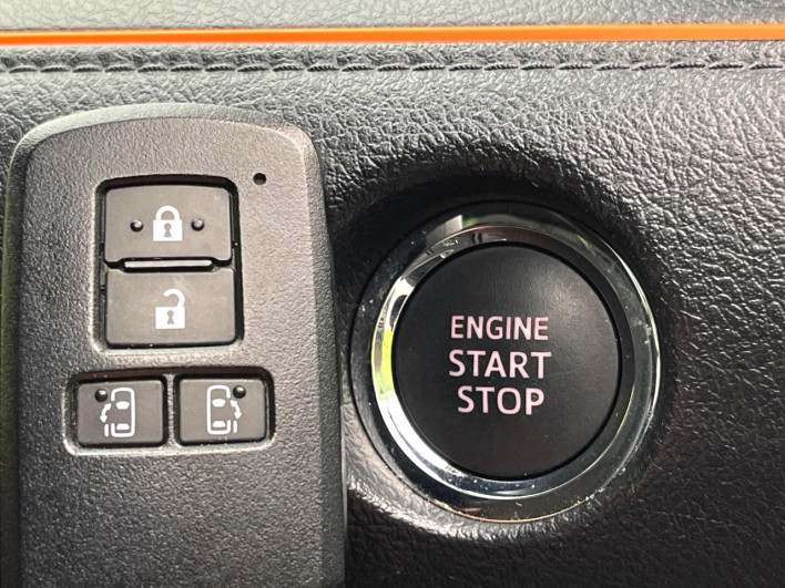 2019 Toyota Sienta DBA-NSP170G (UW-69f0677b950a4)[9]