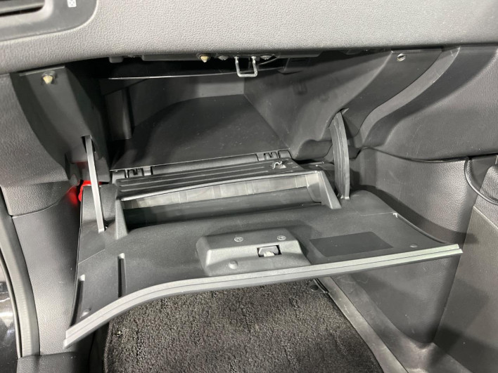 2010 Nissan X-Trail DBA-NT31 (UW-69f0677c3dcca)[27]