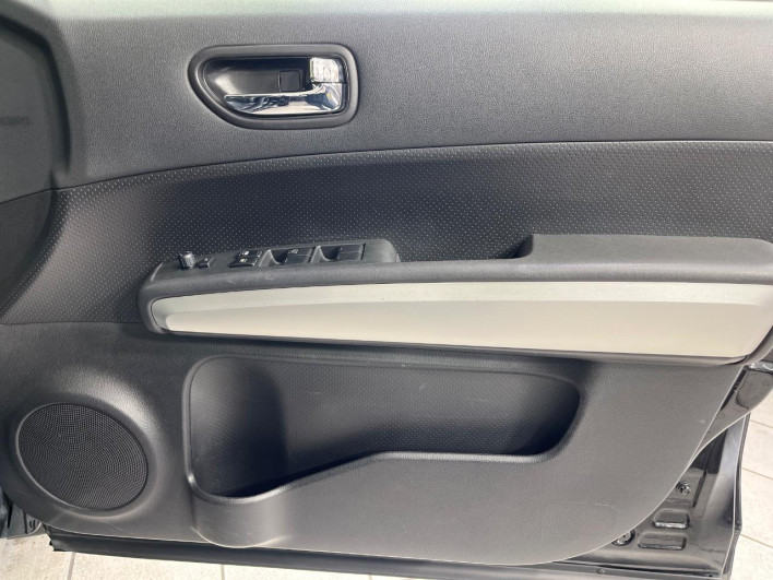 2010 Nissan X-Trail DBA-NT31 (UW-69f0677c3dcca)[12]