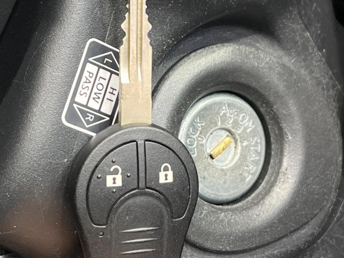 2010 Nissan X-Trail DBA-NT31 (UW-69f0677c3dcca)[17]