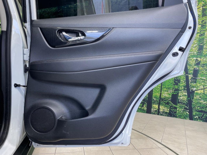 2019 Nissan X-Trail DBA-NT32 (UW-69f0677d1b168)[17]