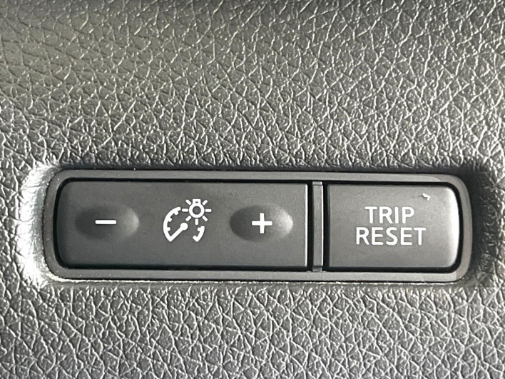 2015 Nissan X-Trail DBA-NT32 (UW-69f0677f59aad)[28]