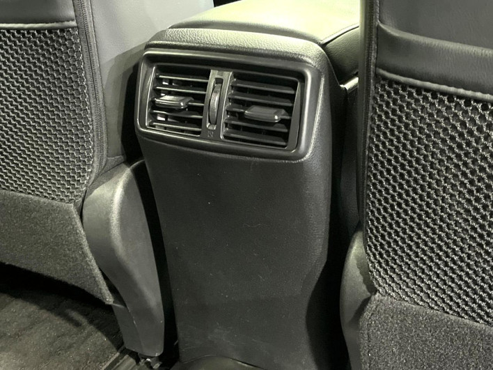 2015 Nissan X-Trail DBA-NT32 (UW-69f0677f59aad)[9]