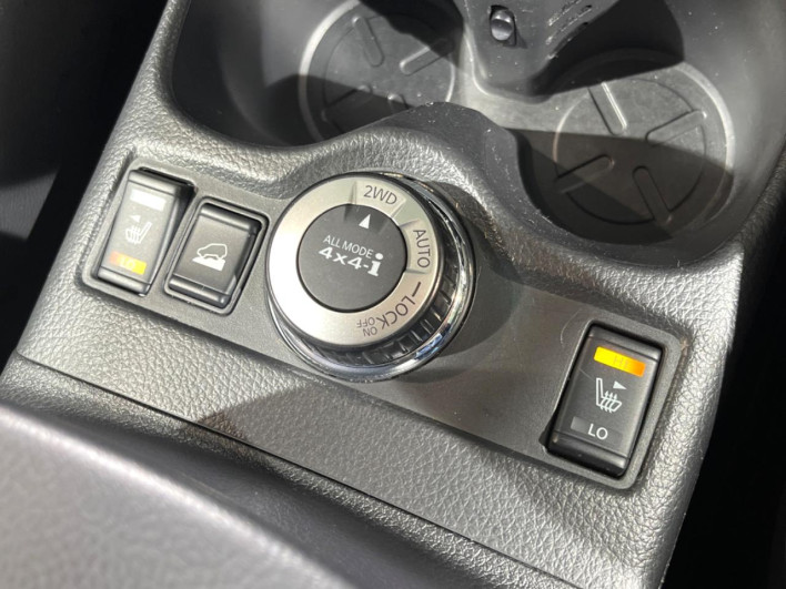 2016 Nissan X-Trail DBA-NT32 (UW-69f0677f5dcbe)[19]