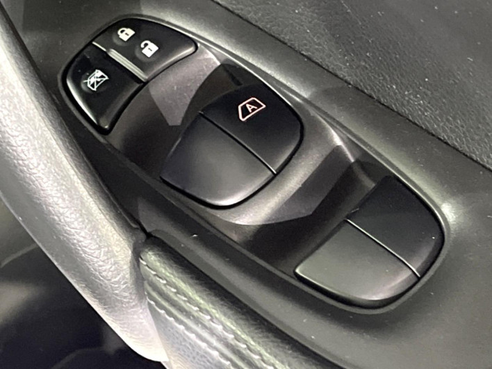 2016 Nissan X-Trail DBA-NT32 (UW-69f0677f5dcbe)[11]