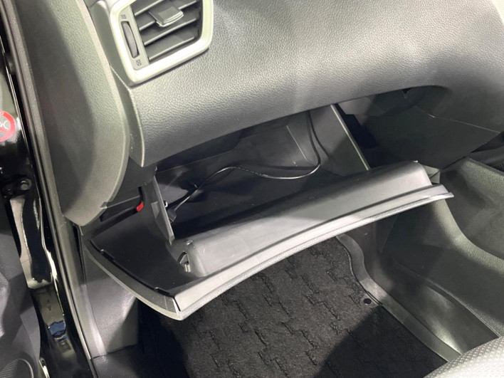 2016 Nissan X-Trail DBA-NT32 (UW-69f0677f5dcbe)[4]