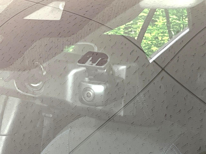 2021 Nissan Kicks 6AA-P15 (UW-69f067816493e)[26]