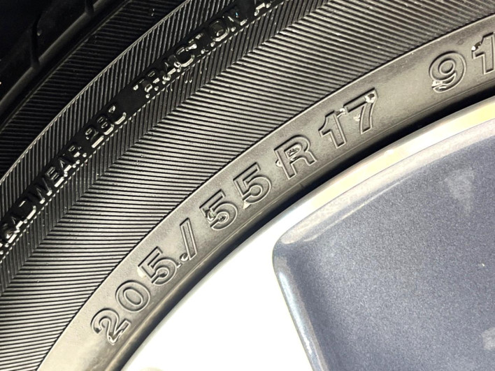 2021 Nissan Kicks 6AA-P15 (UW-69f067816493e)[20]