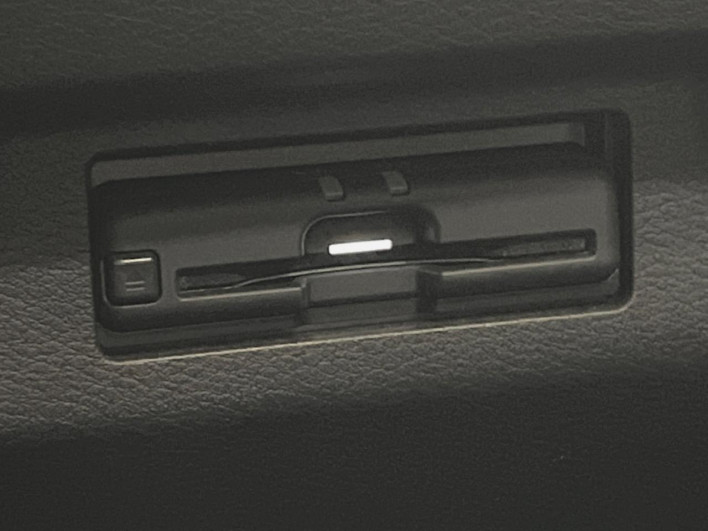 2021 Nissan Kicks 6AA-P15 (UW-69f06781d989b)[17]