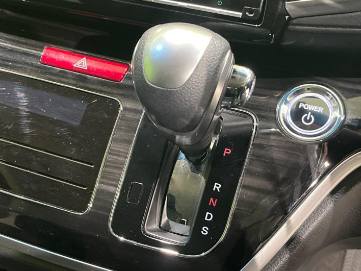 2018 Honda Odyssey Hybrid 6AA-RC4 (UW-69f0678295c4a)[26]