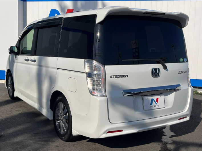 2014 Honda Stepwgn Spada DBA-RK5 (UW-69f06783cbf24)[20]
