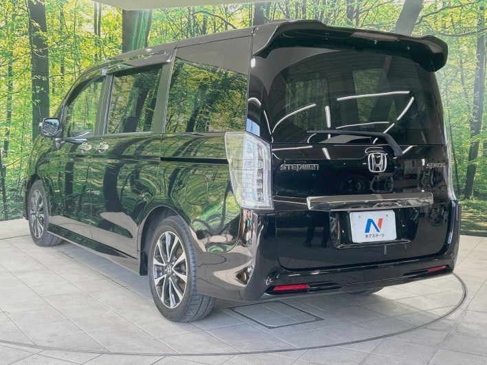 2014 Honda Stepwgn Spada DBA-RK5 (UW-69f06784367ff)[8]