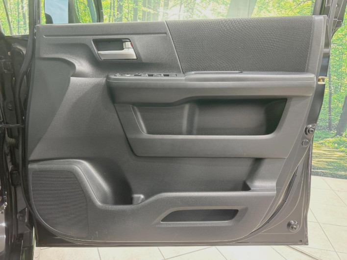 2014 Honda Stepwgn Spada DBA-RK5 (UW-69f06784367ff)[14]