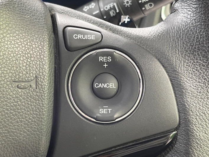 2015 Honda VEZEL DAA-RU3 (UW-69f06785a96ad)[21]