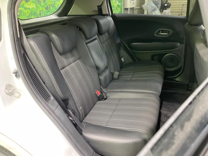 2015 Honda VEZEL DAA-RU3 (UW-69f06785a96ad)[7]