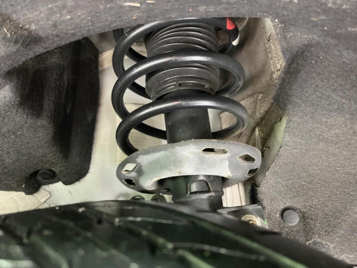 2015 Honda VEZEL DAA-RU3 (UW-69f06785a96ad)[4]