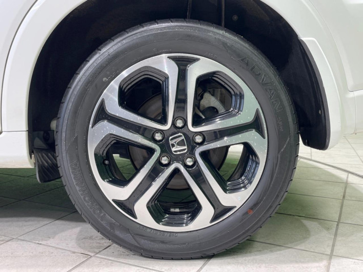 2015 Honda VEZEL DAA-RU3 (UW-69f06785a96ad)[13]