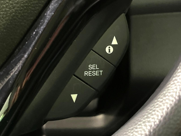 2018 Honda VEZEL DAA-RU3 (UW-69f06785e643e)[23]