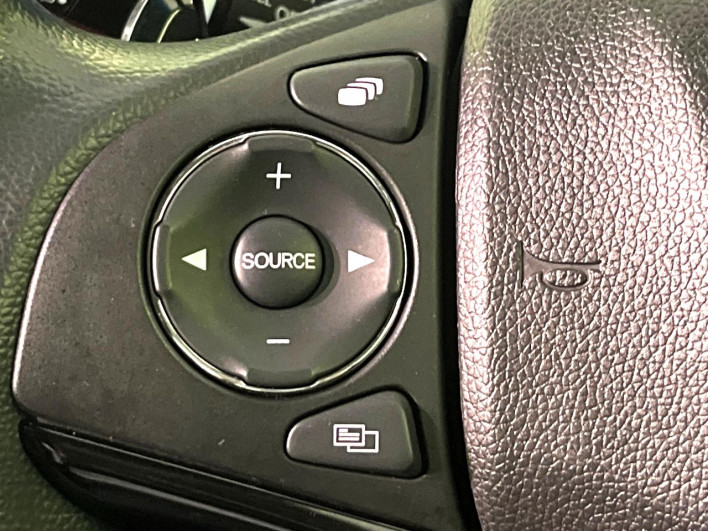 2018 Honda VEZEL DAA-RU3 (UW-69f06785e643e)[21]