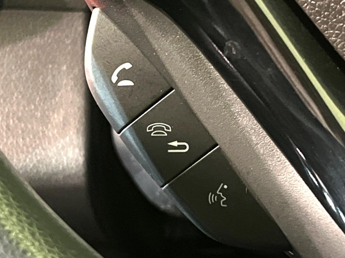 2018 Honda VEZEL DAA-RU3 (UW-69f06785e643e)[22]