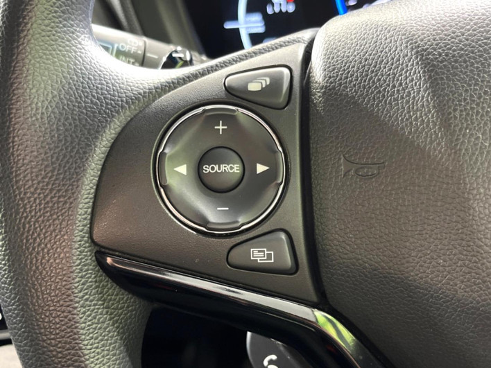 2016 Honda VEZEL DAA-RU4 (UW-69f06787532f9)[27]