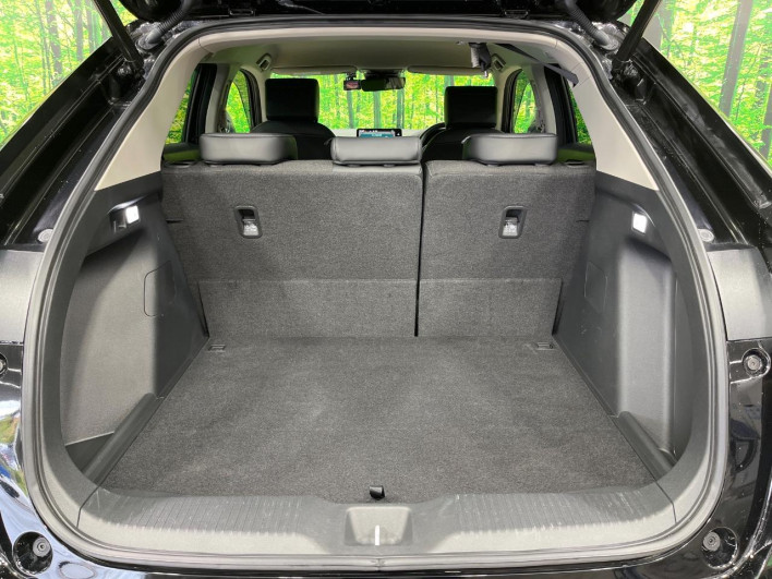 2021 Honda VEZEL 6AA-RV5 (UW-69f067880c9fc)[26]