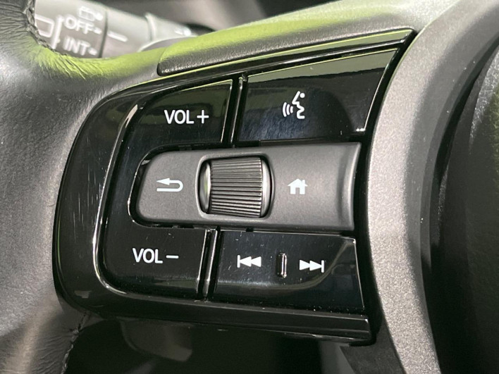 2021 Honda VEZEL 6AA-RV5 (UW-69f0678813169)[26]